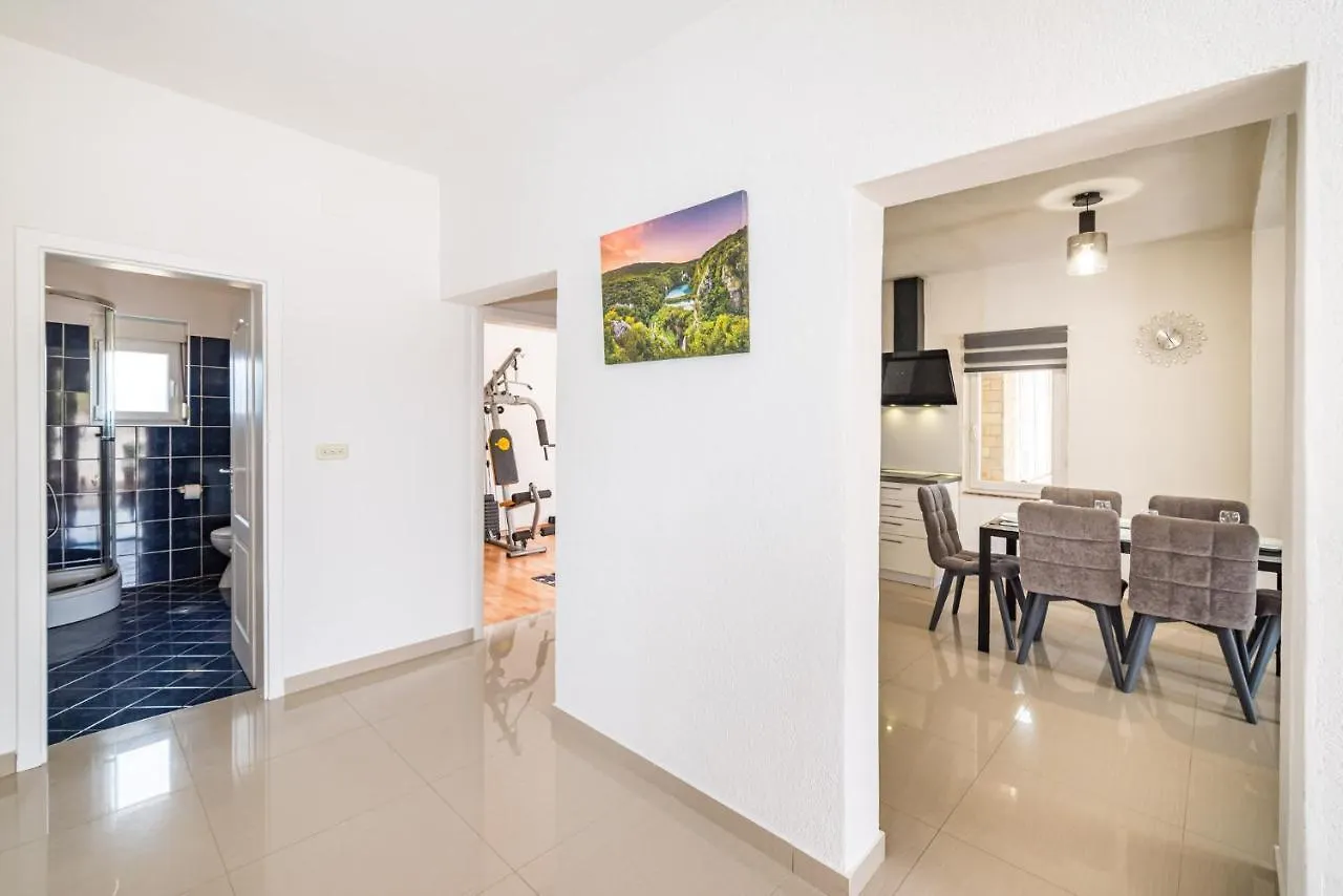 Villa Gabi Pridraga Croatia