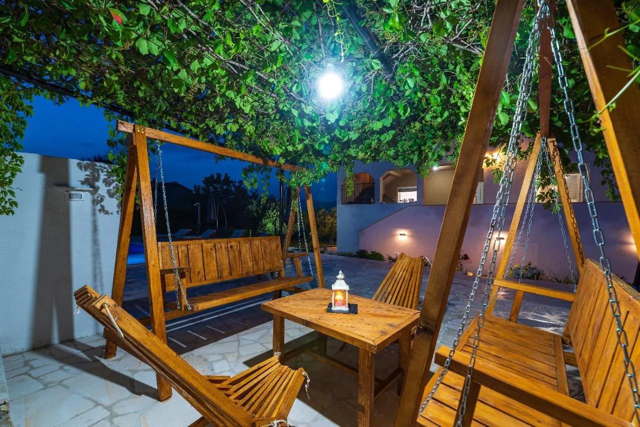 Villa Gabi Pridraga 0*,  Croatia
